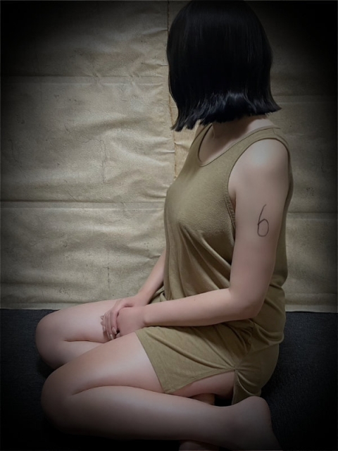 収容番号：6番4